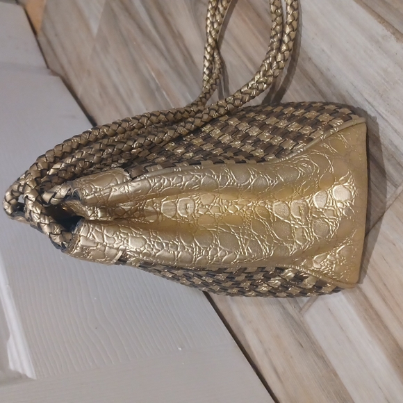 Warren Reed - Picture 2 of 7